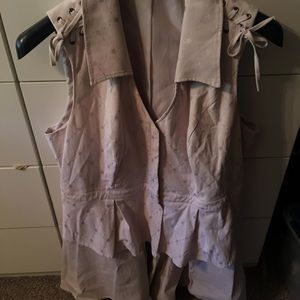 Once Upon A Time, Snow White’s Vest